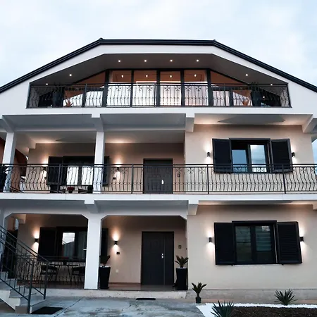 Kristal Apartament