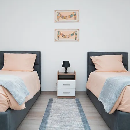 Appartement Kristal Tirana