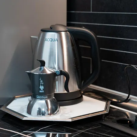 Kristal Lägenhet Tirana